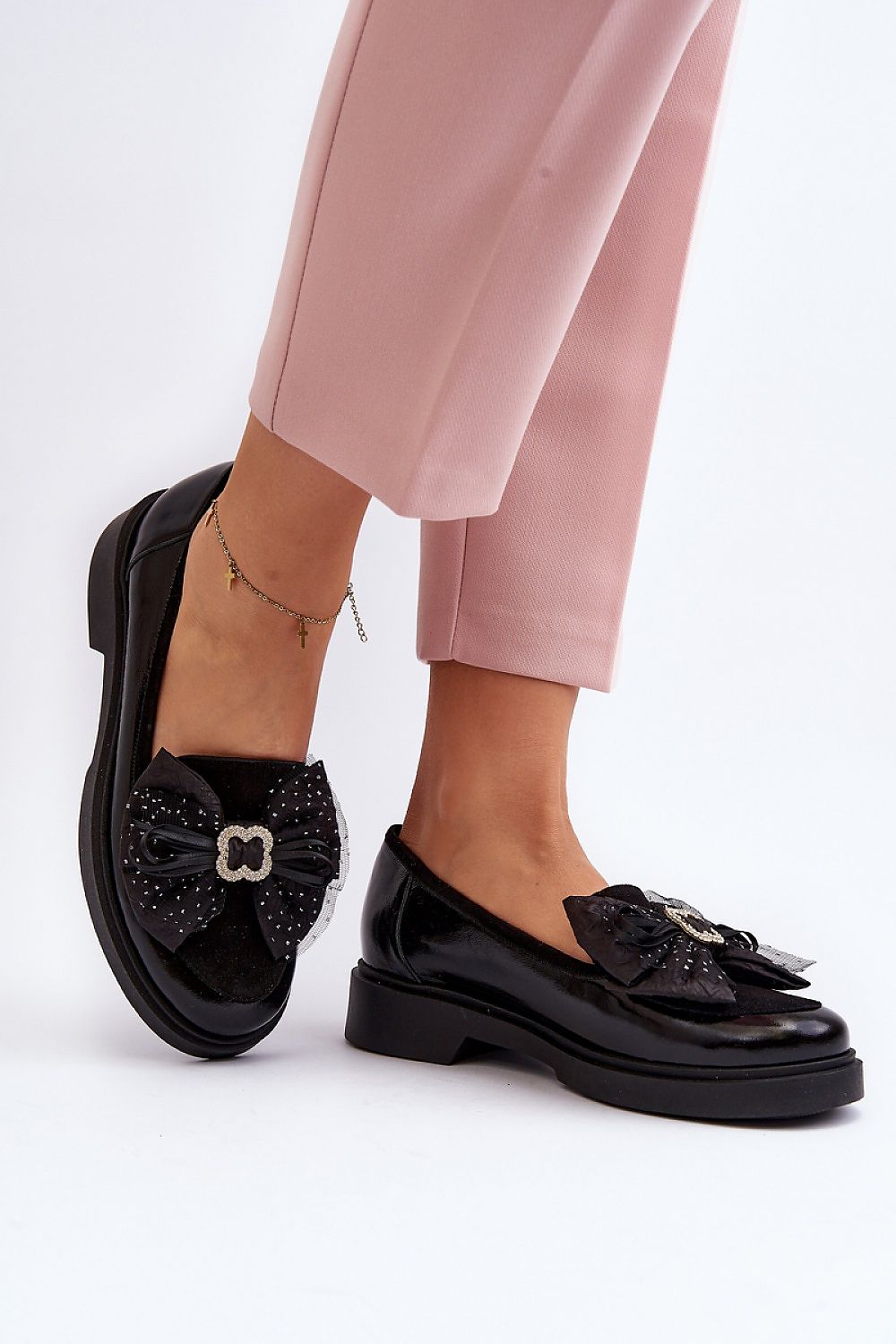 Luxury Women's Moccasins in Natural Leather with Bow - Comfortable Flat Heels, Stylish Spring Footwear