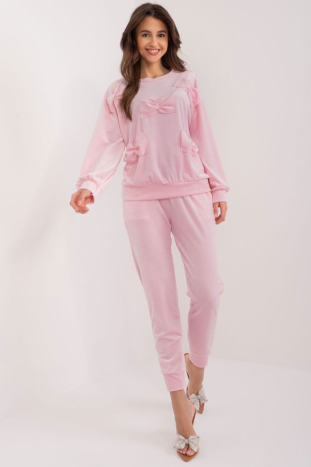 Elegant Italy Moda Velour Set with Decorative Bows – Luxurious Sweatshirt and Pants Combo
