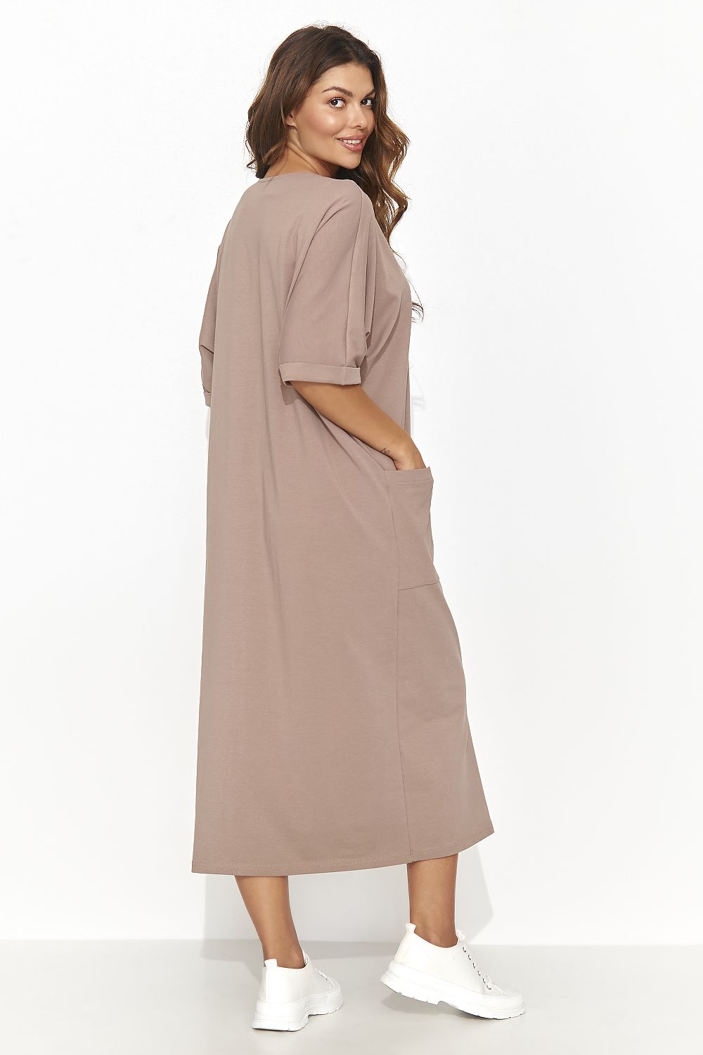 Elegant Casual Daydress Numinou - Short Sleeve Heart Neckline with Pockets, Cotton-Spandex Blend