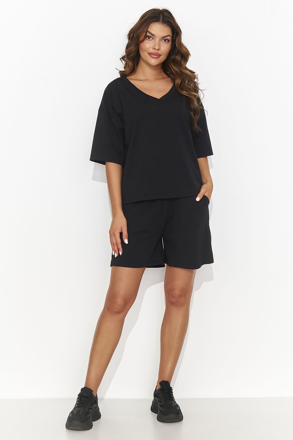 Numinou Women's Set: Elegant Heart Neckline Blouse & Loose Shorts, Perfect for Casual & Sporty Style