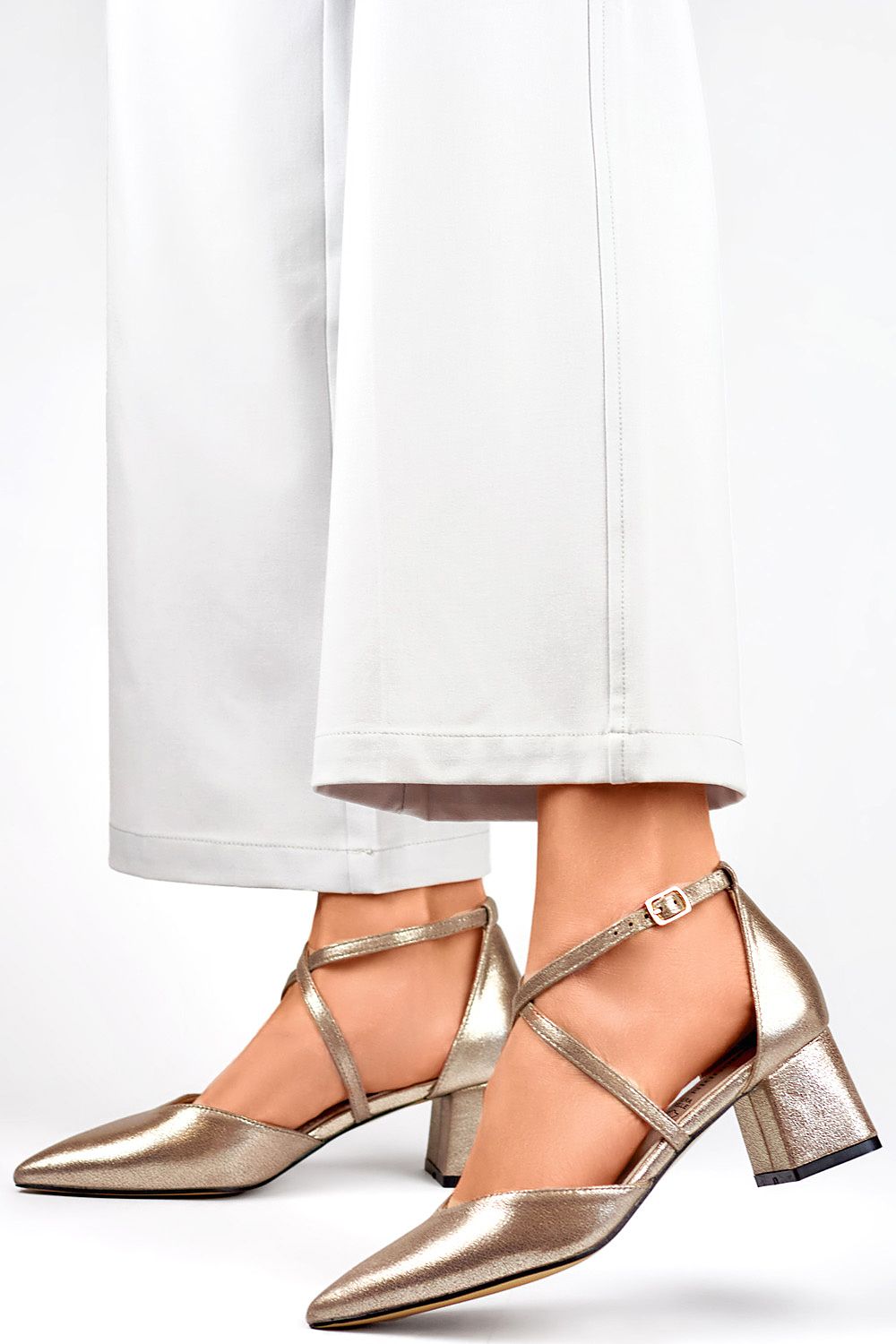 Elegant Eco-Friendly Block Heel Pumps by PRIMO - Stylish Comfort with Classic Design