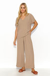 Elegant women's 2-piece set with v-neck blouse & wide-leg...