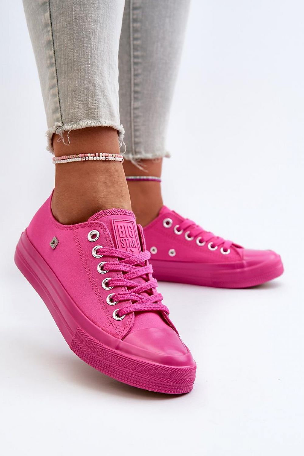 Luxury Minimalist Women's Sneakers with Comfort Rubber Sole - Stylish Footwear for Every Occasion