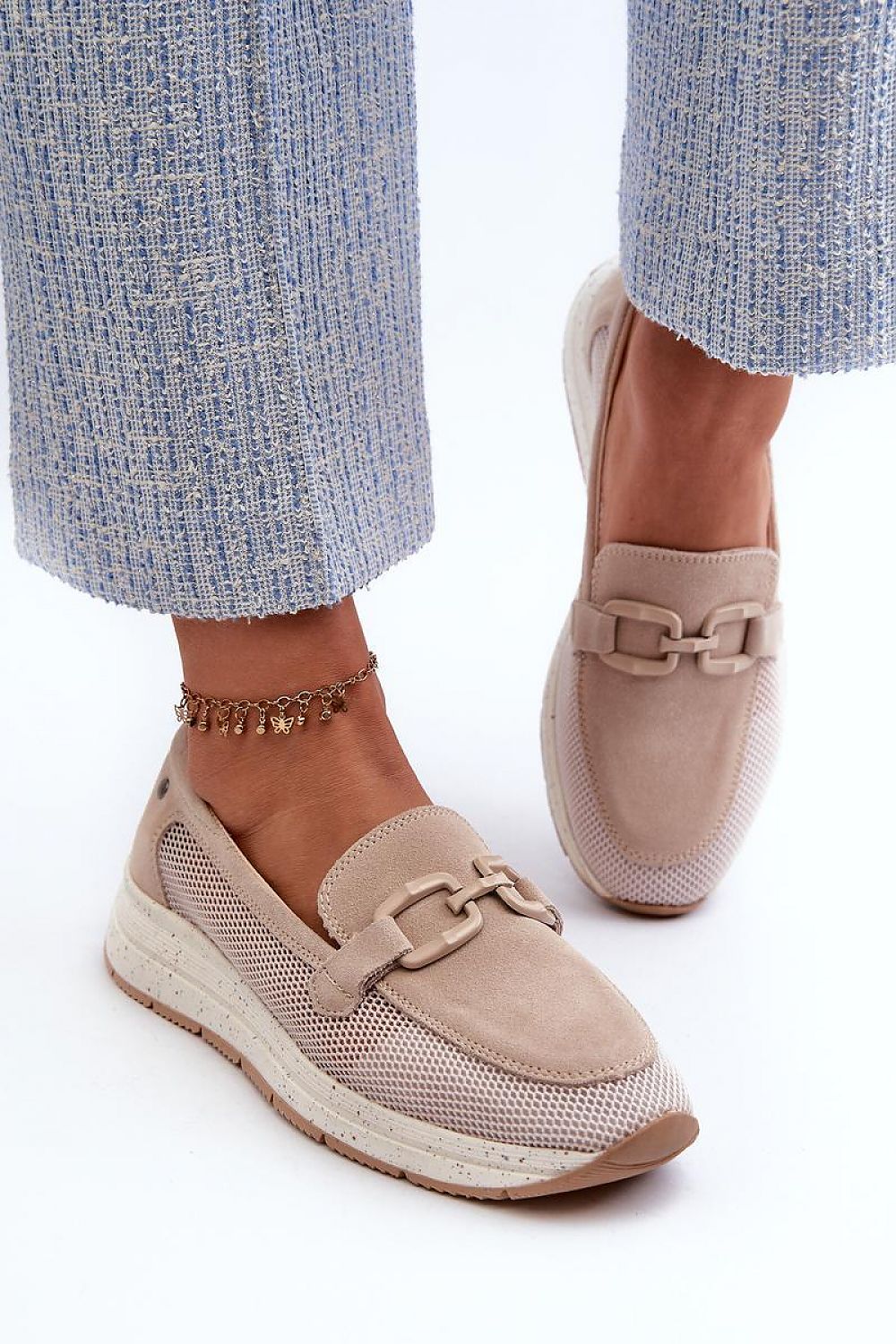 Elegant Women's Moccasins in Natural Leather with Decorative Buckle and Comfort Wedge Sole