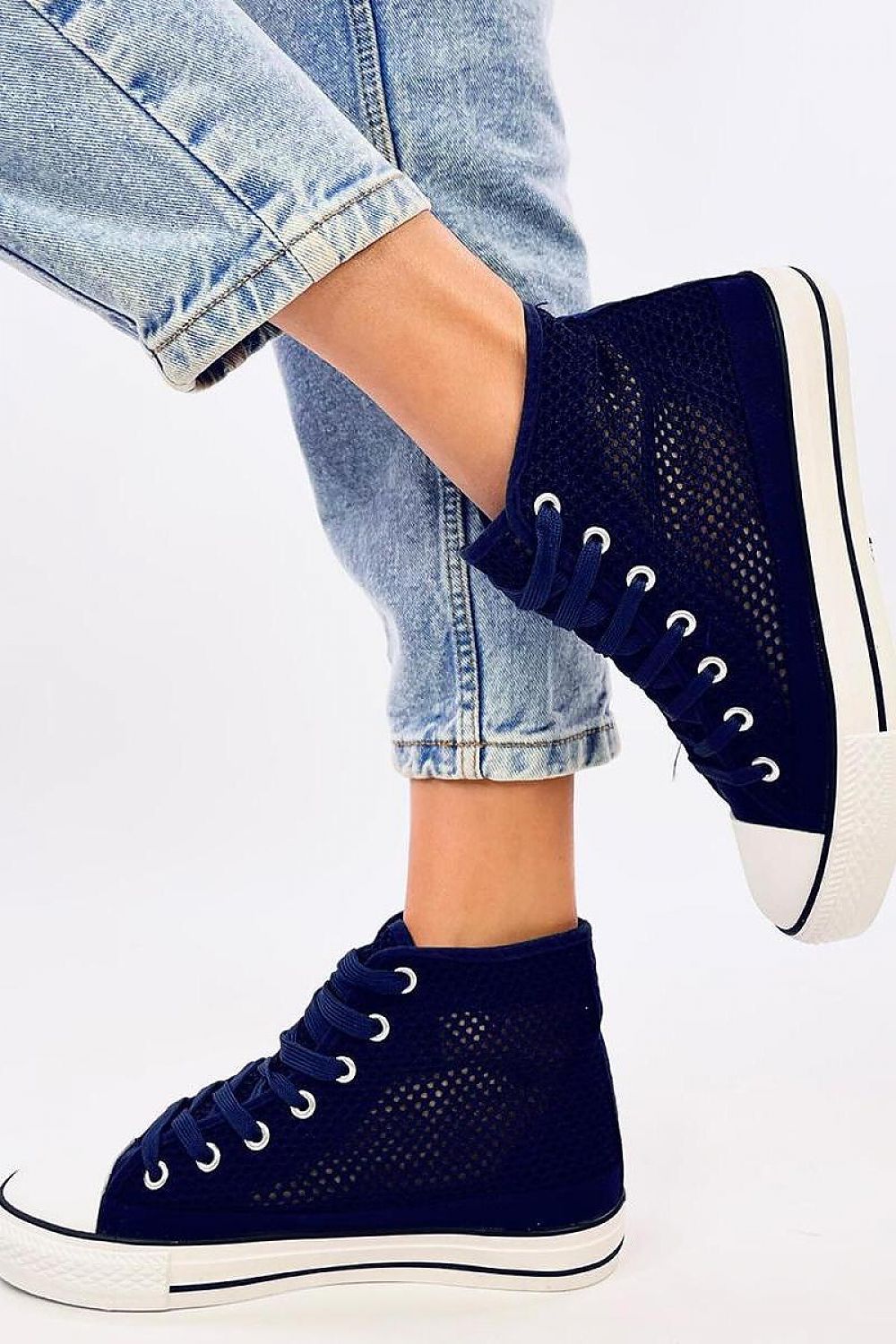Inello Women’s High-Top Sneakers – Lace-Up, Breathable Fabric, Unique Design