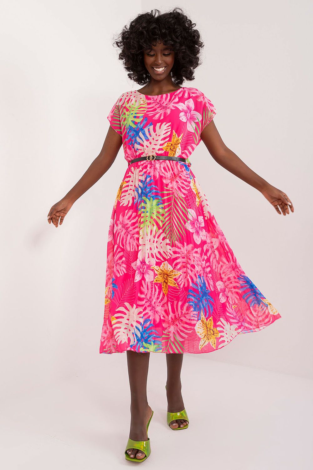 Elegant Italy Moda Cocktail Dress with Pleated Skirt and Black Belt for Formal Events