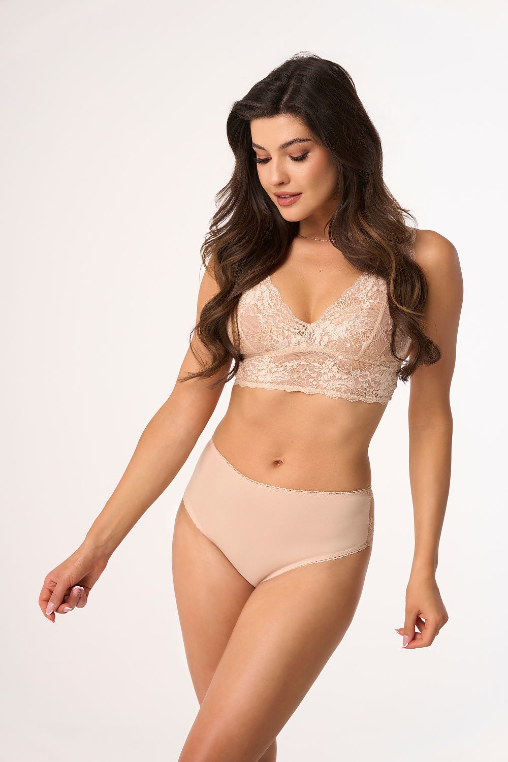Luxury Women's Babell Lace-Trimmed Panties in Soft Breathable Fabric - Elegant Comfort & Style