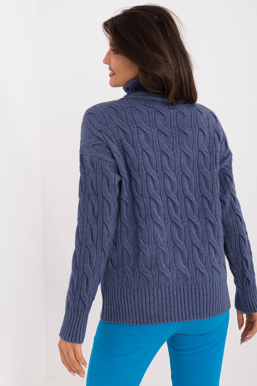 Luxurious Turtleneck Sweater for Women | Acrylic-Polyester Blend | Ideal for Cooler Days