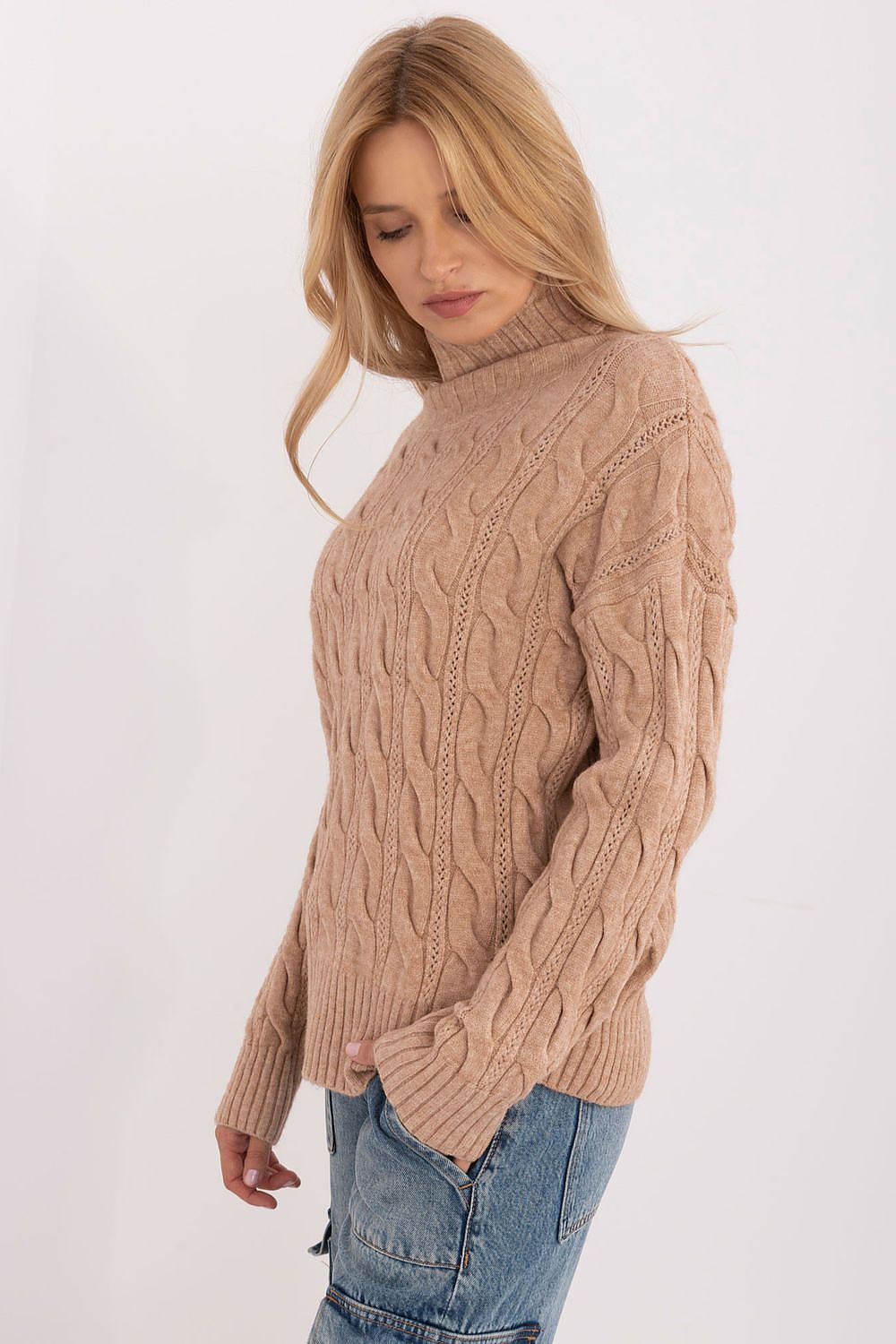 Luxurious Turtleneck Sweater for Women | Acrylic-Polyester Blend | Ideal for Cooler Days