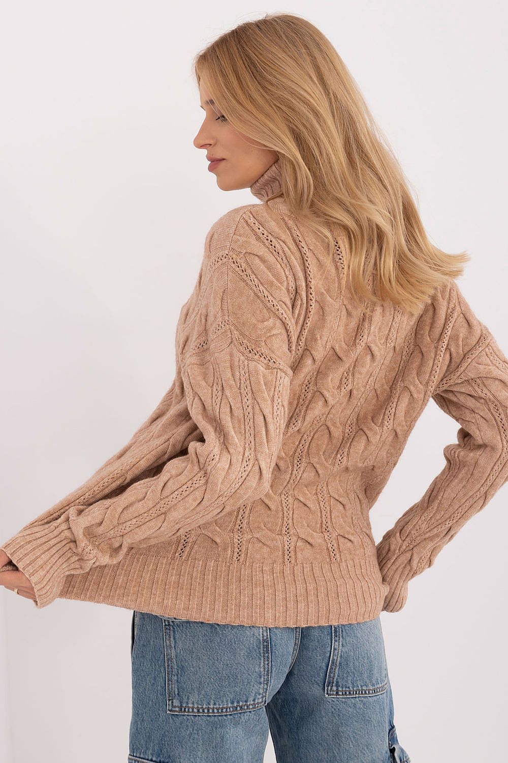Luxurious Turtleneck Sweater for Women | Acrylic-Polyester Blend | Ideal for Cooler Days