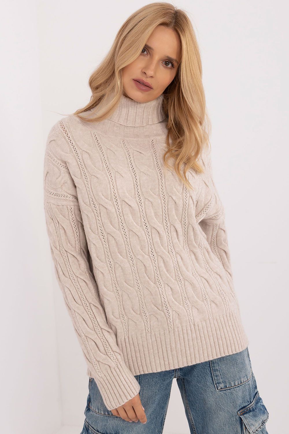 Luxurious Turtleneck Sweater for Women | Acrylic-Polyester Blend | Ideal for Cooler Days