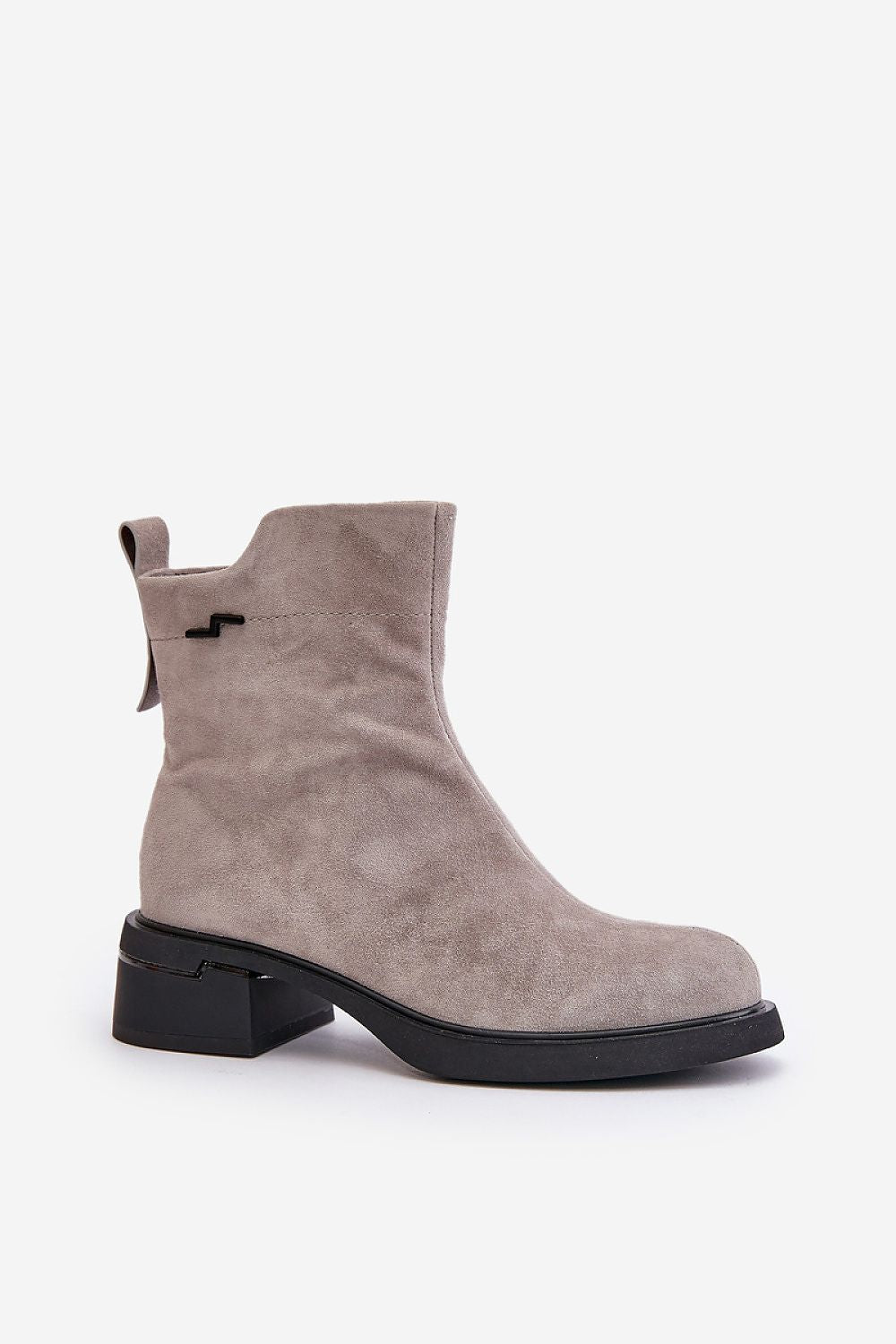 Luxurious Women's Suede Boots with Zipper Closure and Warm Lined Interior - 5cm Heel