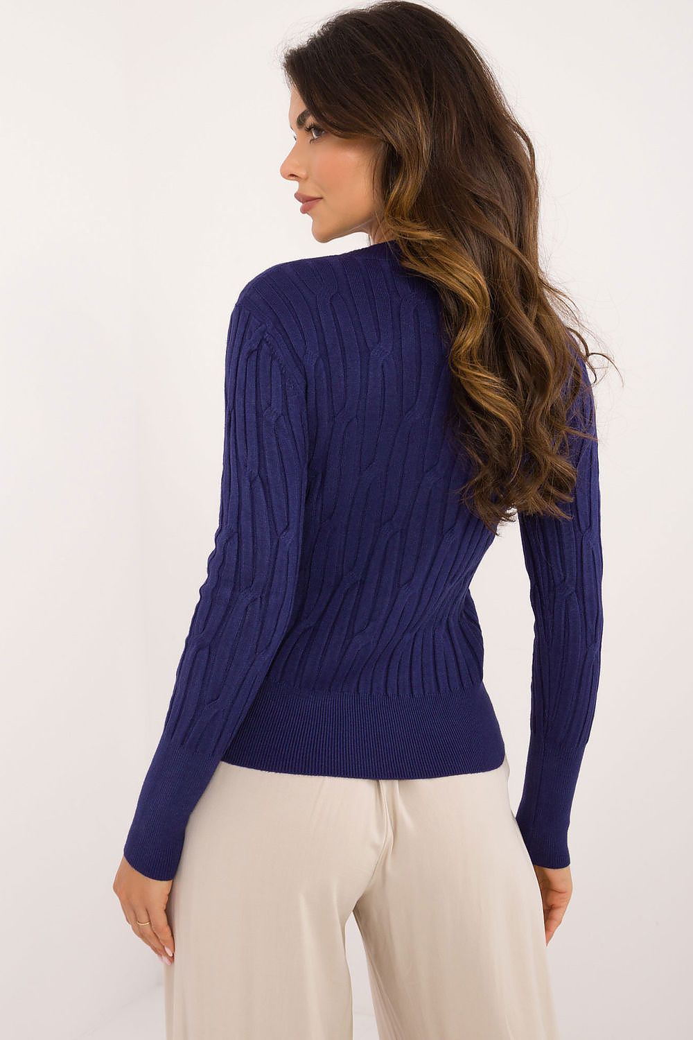 Elegant Casual Women's Sweater - Soft Viscose, Nylon & Polyester Blend, Round Neck, Long Sleeves