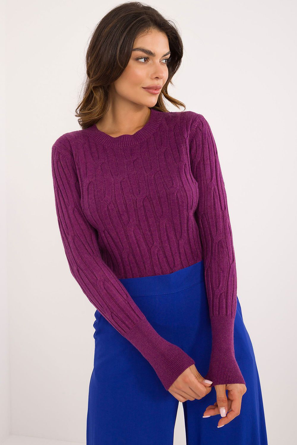 Elegant Casual Women's Sweater - Soft Viscose, Nylon & Polyester Blend, Round Neck, Long Sleeves