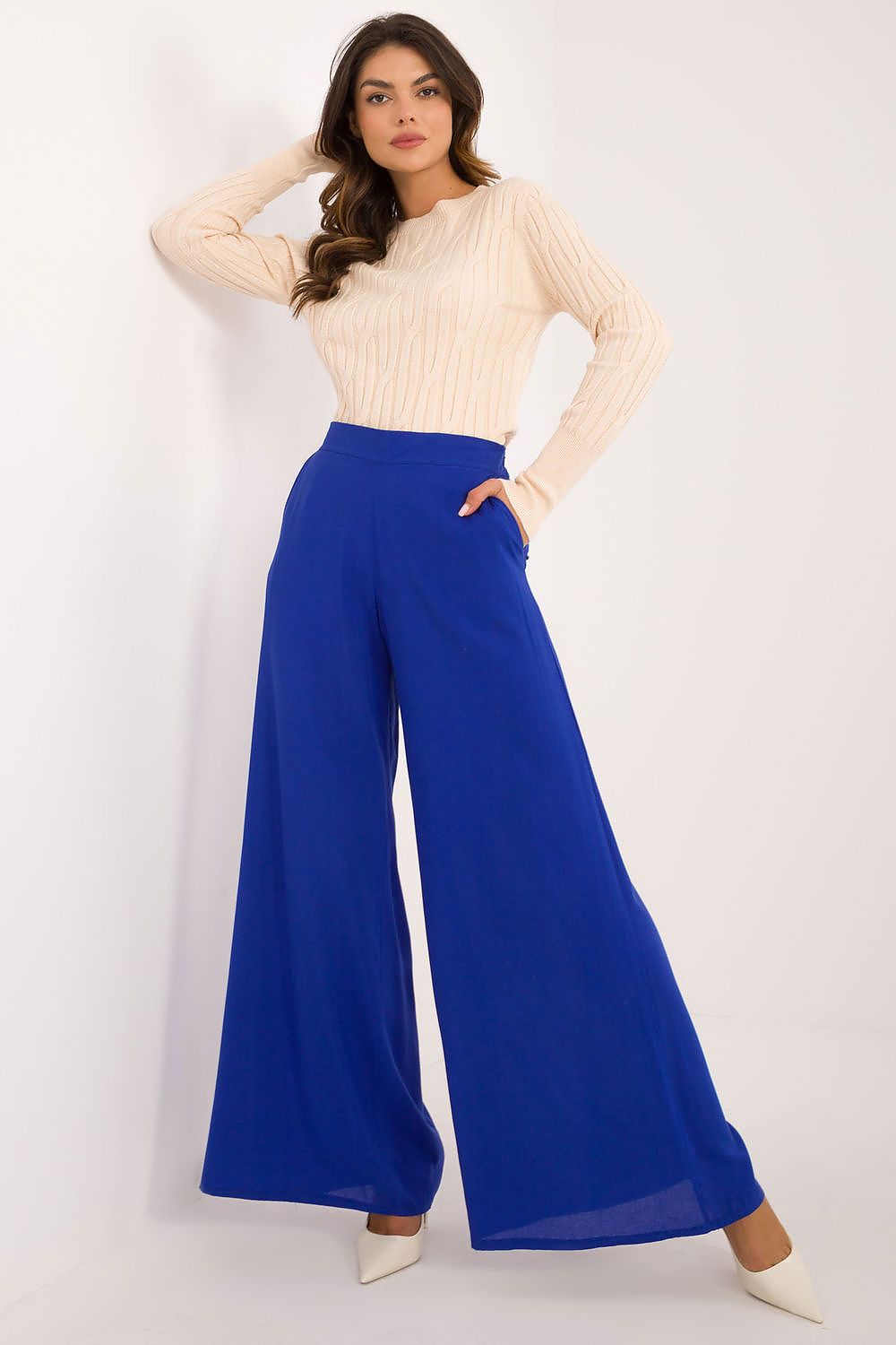 Elegant Casual Women's Sweater - Soft Viscose, Nylon & Polyester Blend, Round Neck, Long Sleeves