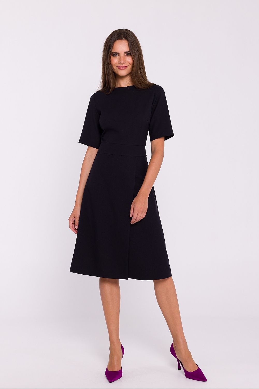 Stylove Lightweight Daydress with Double Trapeze Hem, Elegant Short Sleeves & Minimalist Design