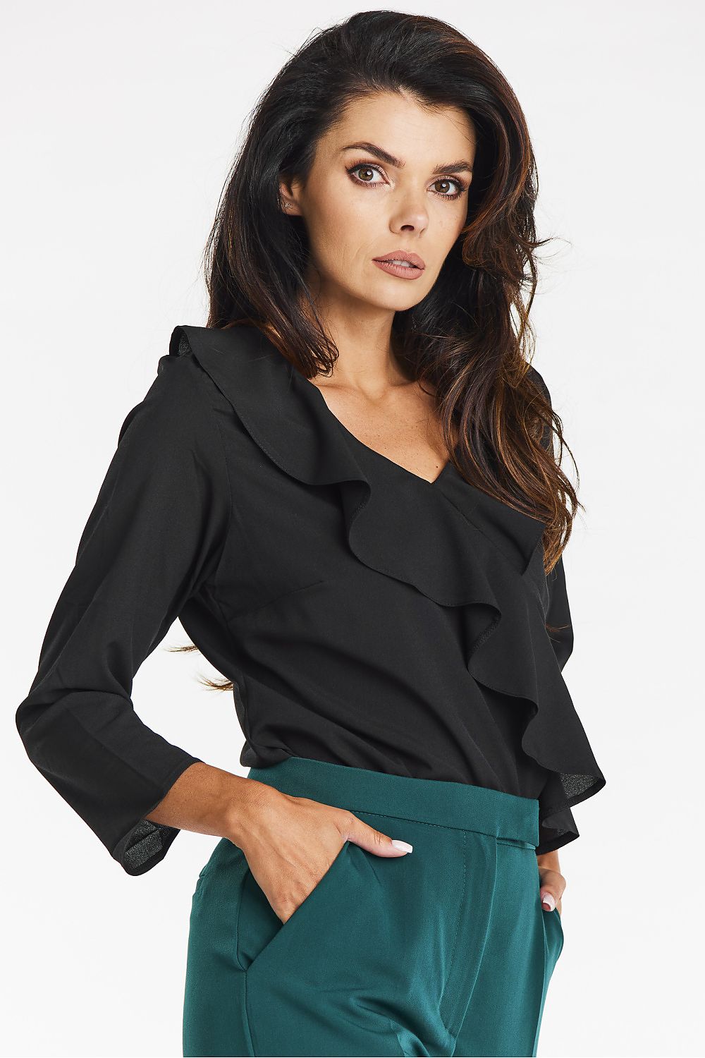 Elegant Awama Blouse with V Neckline and Ruffles – Chic 3/4 Sleeve Design for Formal Wear