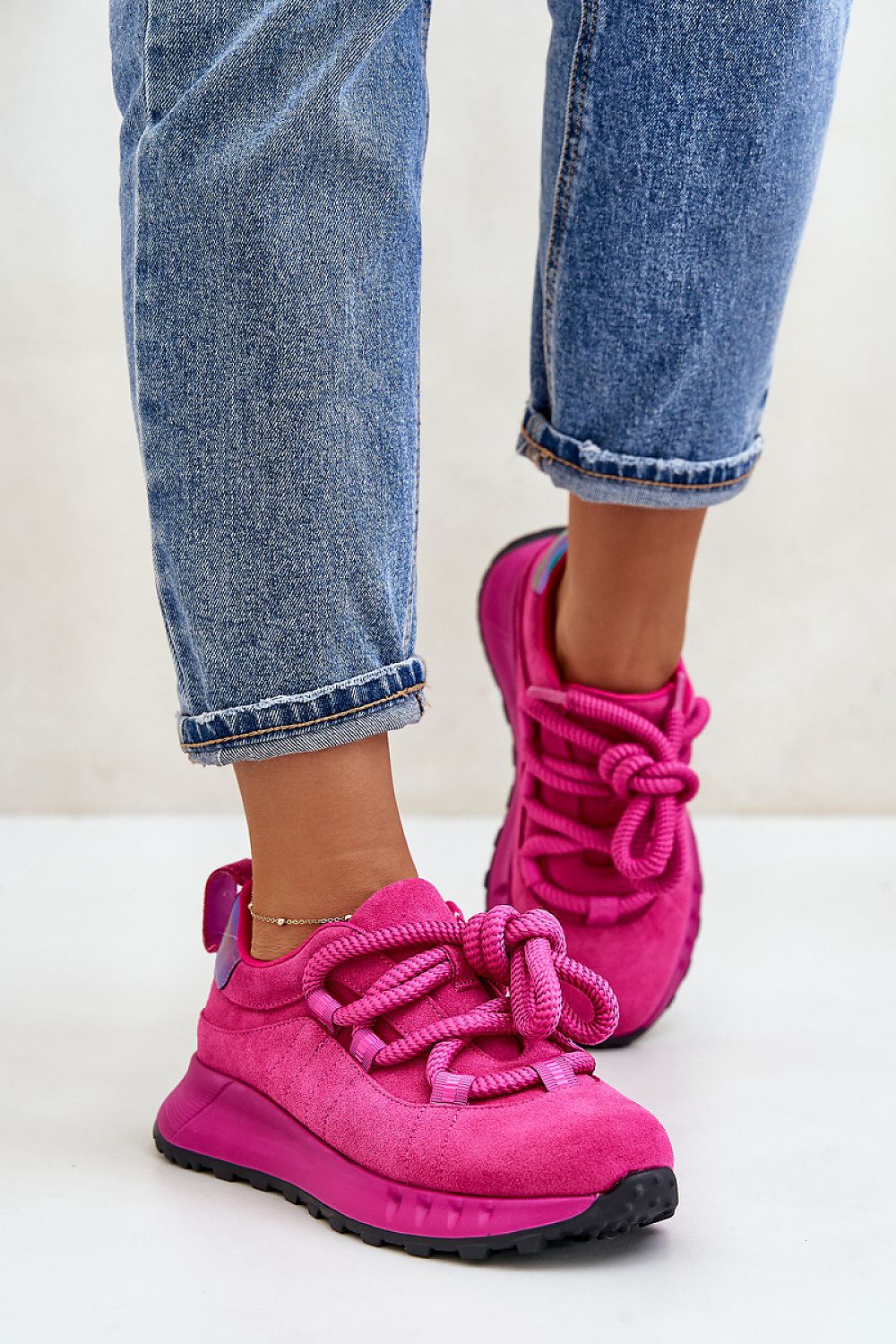 Luxury Women's Suede Sneakers with Platform and Thick Lacing - Comfortable Everyday Wear