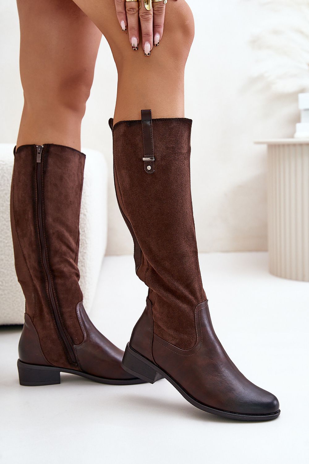 Elegant Women's Thigh-High Boots with Flat Heel, Warm Interior & Classic Design - Jezzi