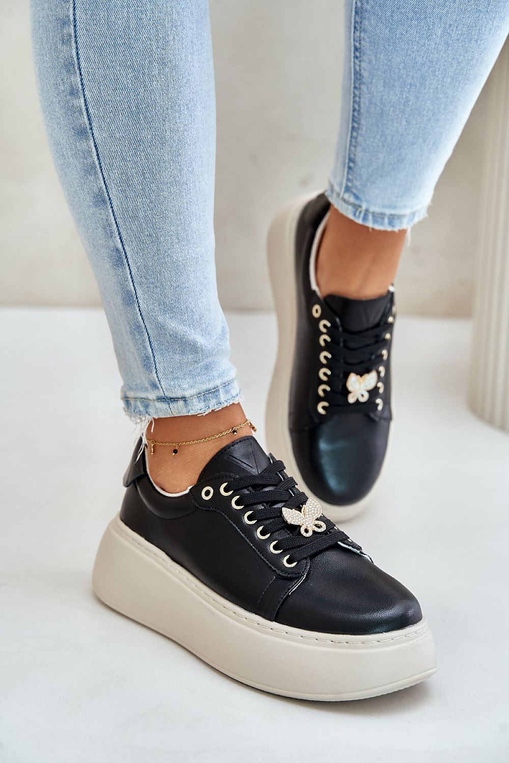 Vinceza Women's Natural Leather Platform Sneakers with Butterfly Detail - Sizes EU 36-40