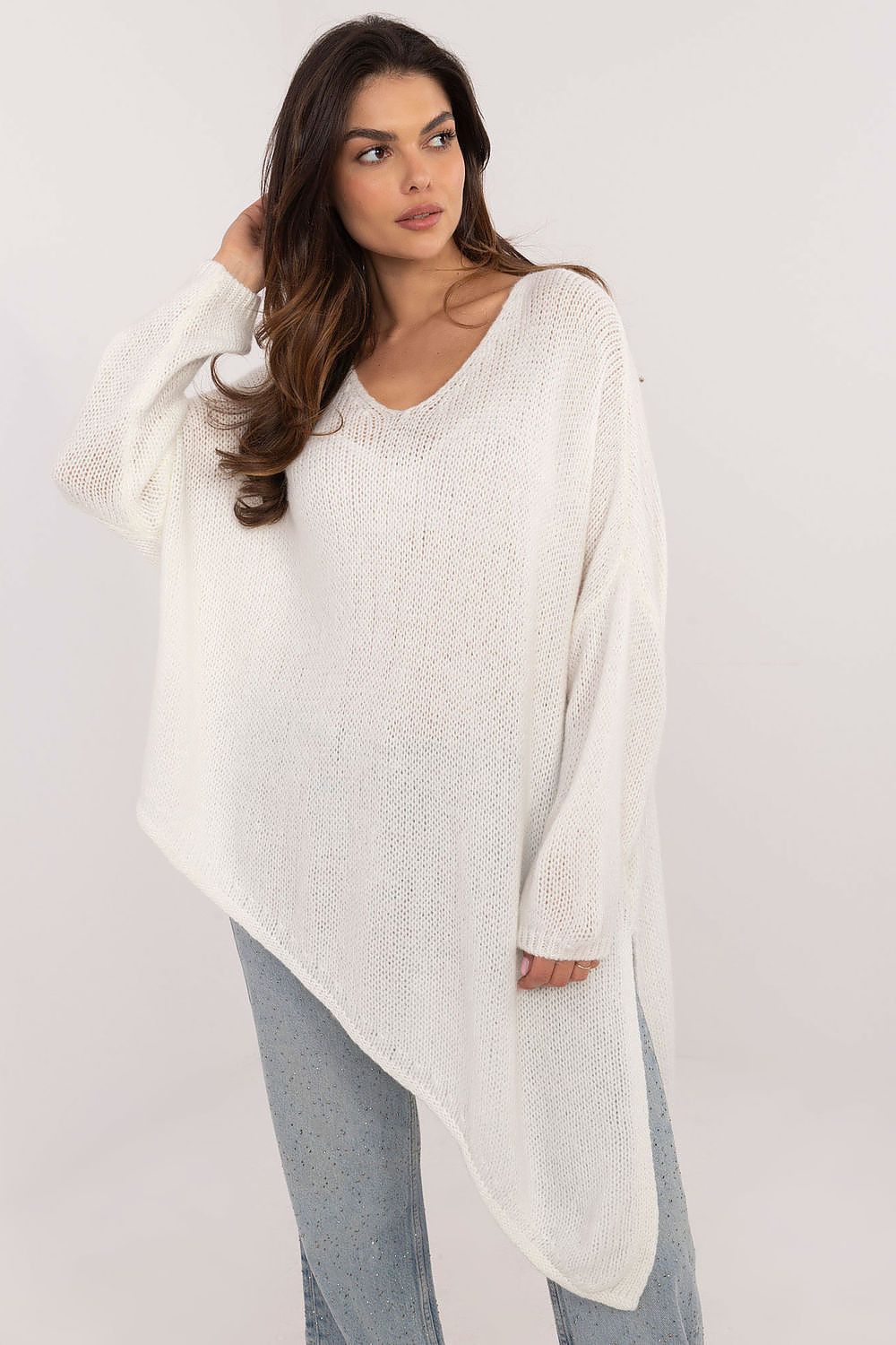 Och Bella Women's Asymmetrical Hem Sweater - EU 0, Casual Comfort in Premium Wool Blend