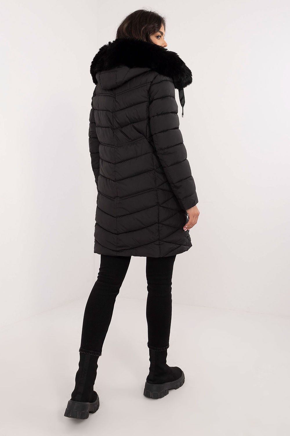 Luxury Knee-Length Quilted Jacket with Detachable Fur Hood - Sizes S to XXL