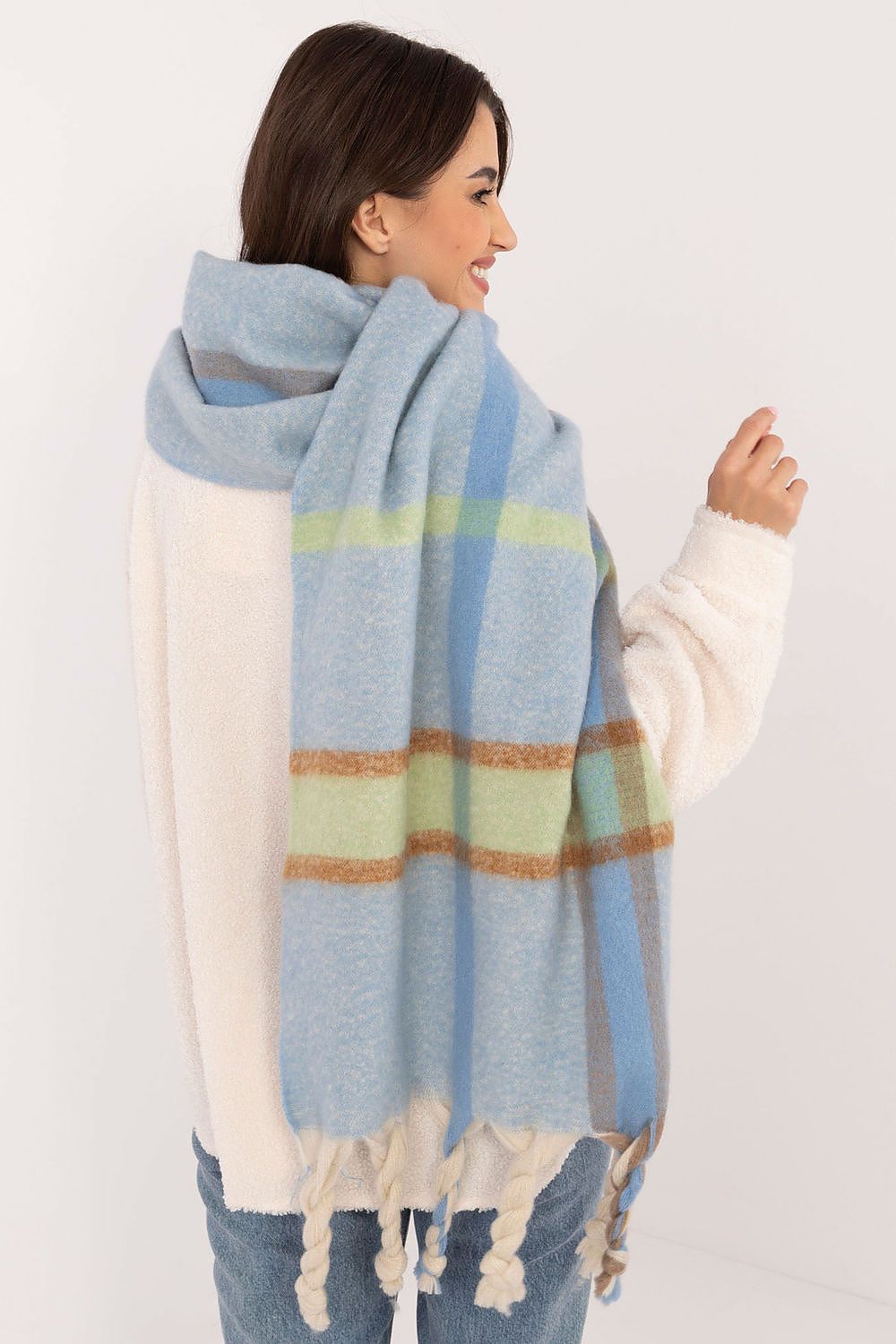 Elegant 180cm Long Check Pattern Polyester Scarf with Tassels for Winter Warmth