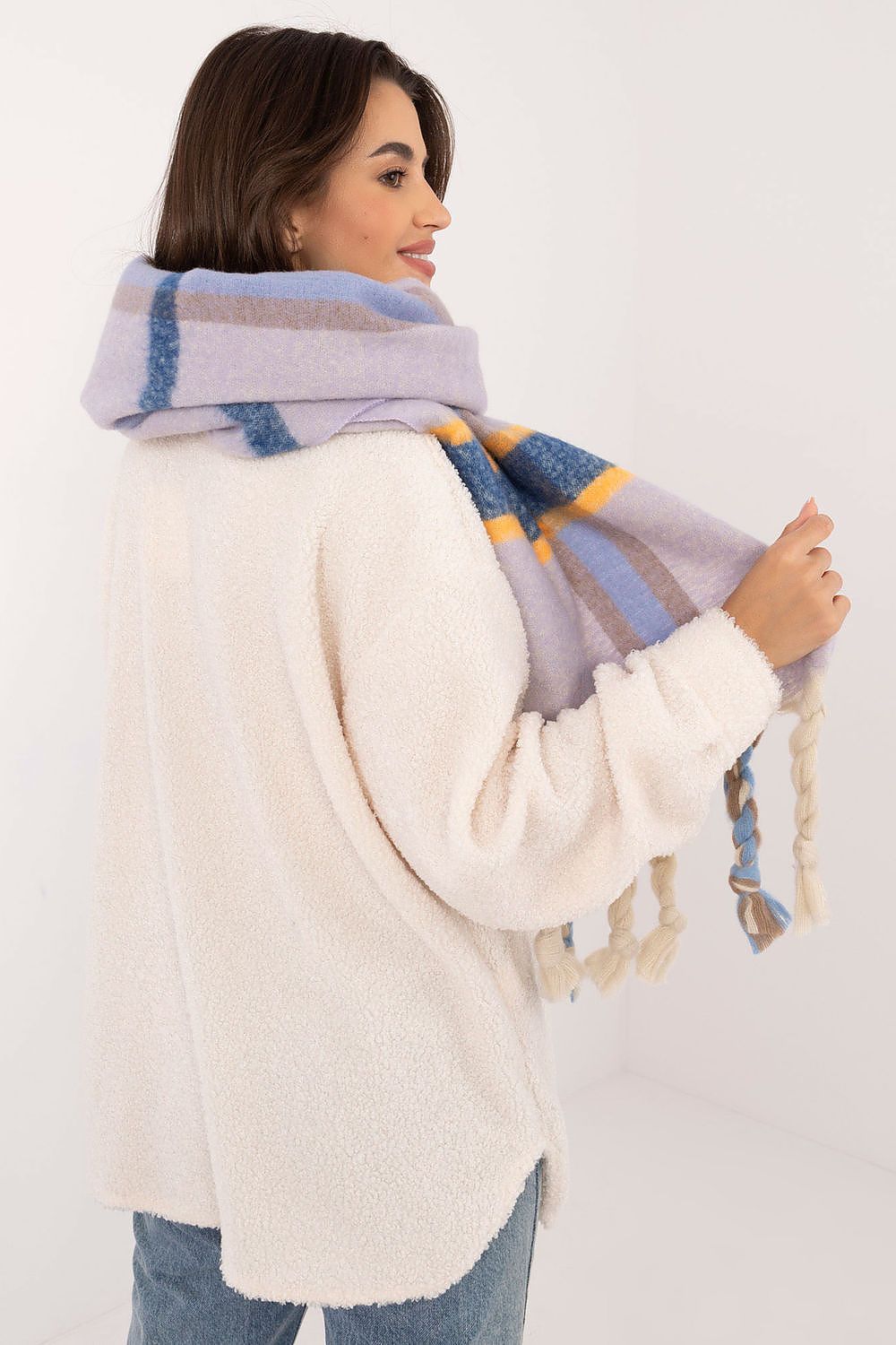 Elegant 180cm Long Check Pattern Polyester Scarf with Tassels for Winter Warmth