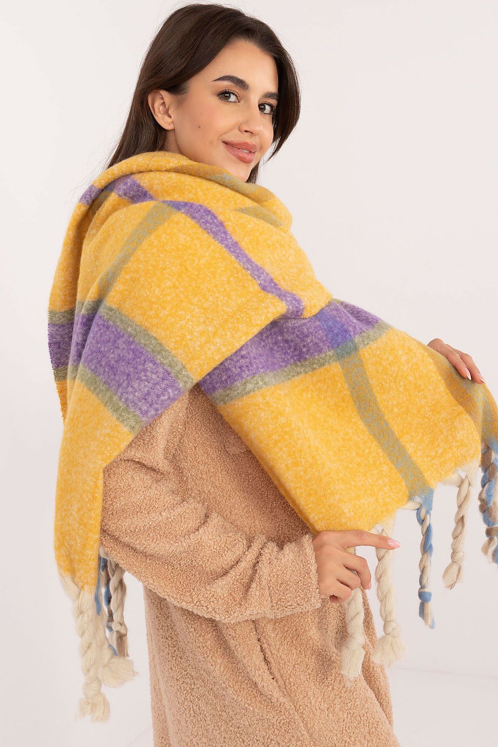 Elegant 180cm Long Check Pattern Polyester Scarf with Tassels for Winter Warmth