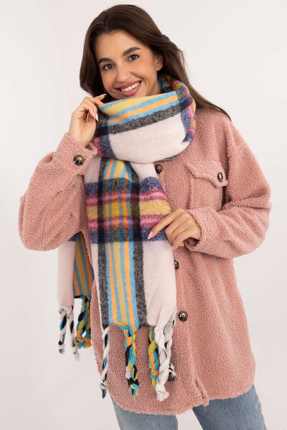 Elegant 182Cm Check Pattern Polyester Scarf with Decorative Tassels for Winter Style