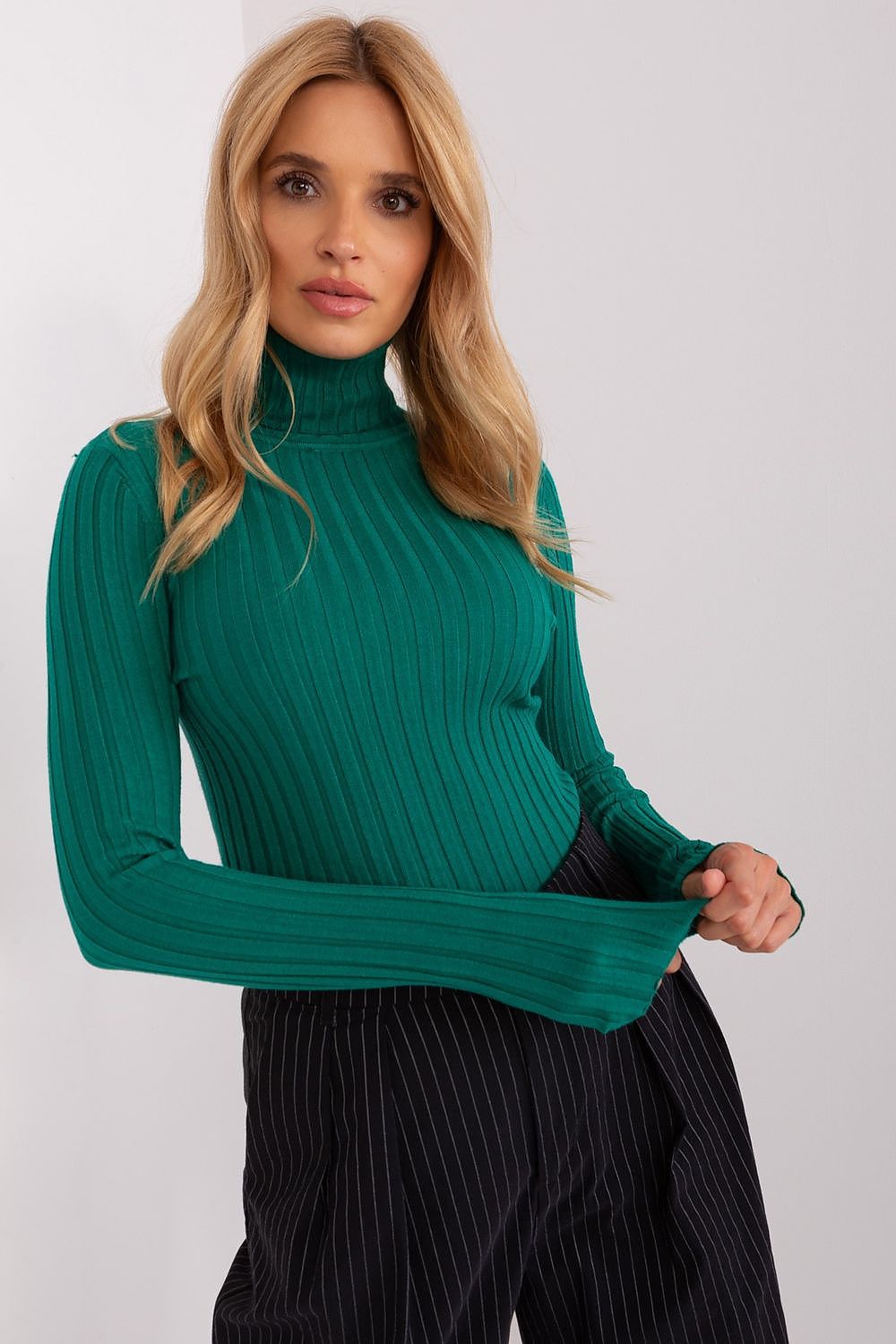 Luxury Viscose Turtleneck Sweater with Ribbed Fabric - Elegant Comfort for Work and Everyday Wear