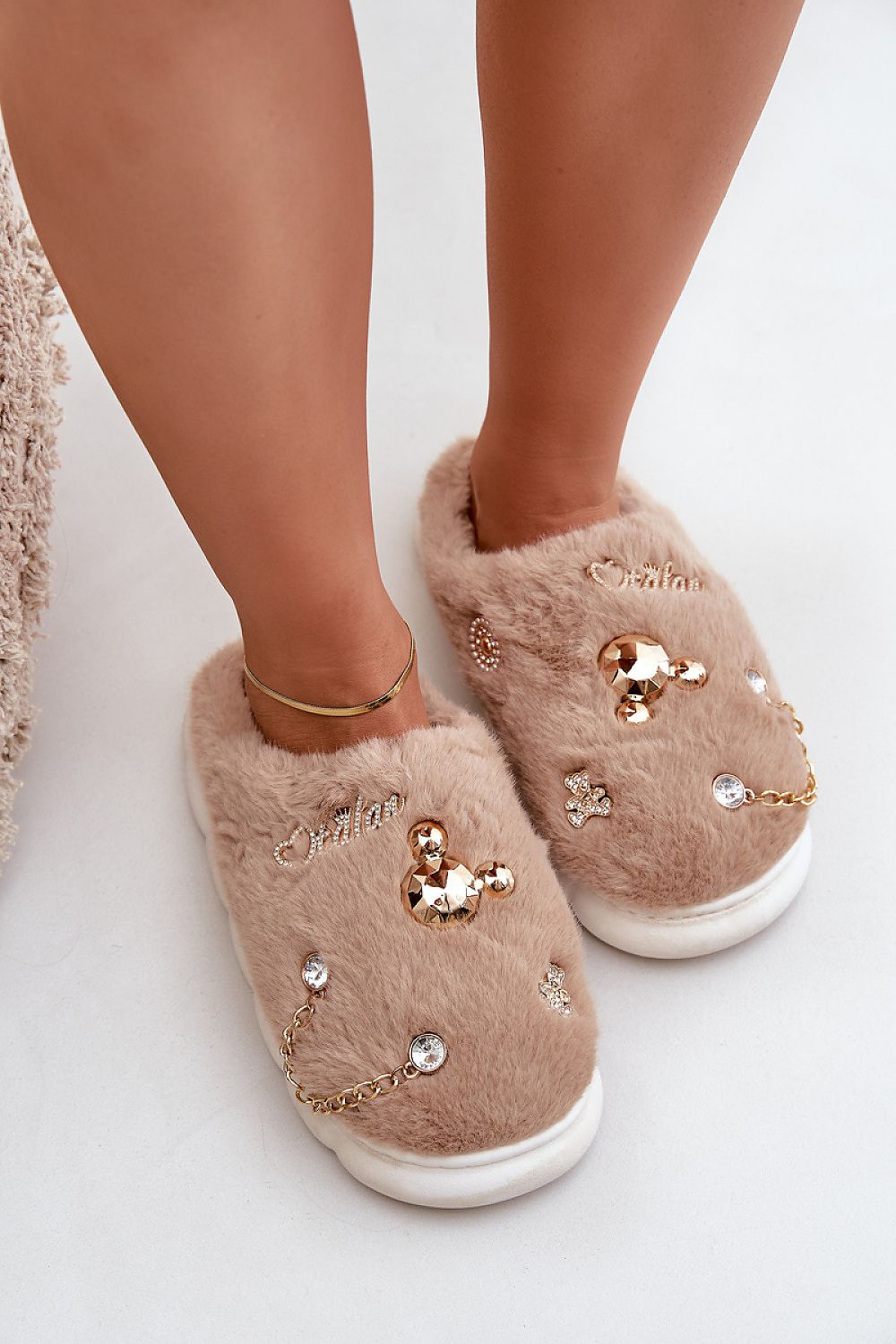 Luxury Women's Fur Slippers with Embellishments, EU 36/37 - 40/41 | US 6 - 10, Soft & Warm Comfort