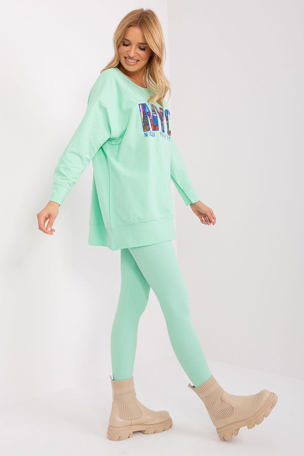 Luxury Women's Set: Comfort Sweatshirt & High Waist Leggings, EU Size 0 - Factory Price