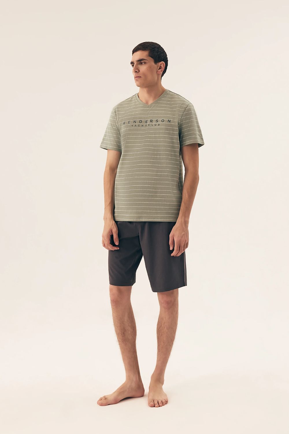 Luxury Henderson Men's Cotton Pyjamas Set with V-Neck Shirt and Shorts, Sizes M-XXXL