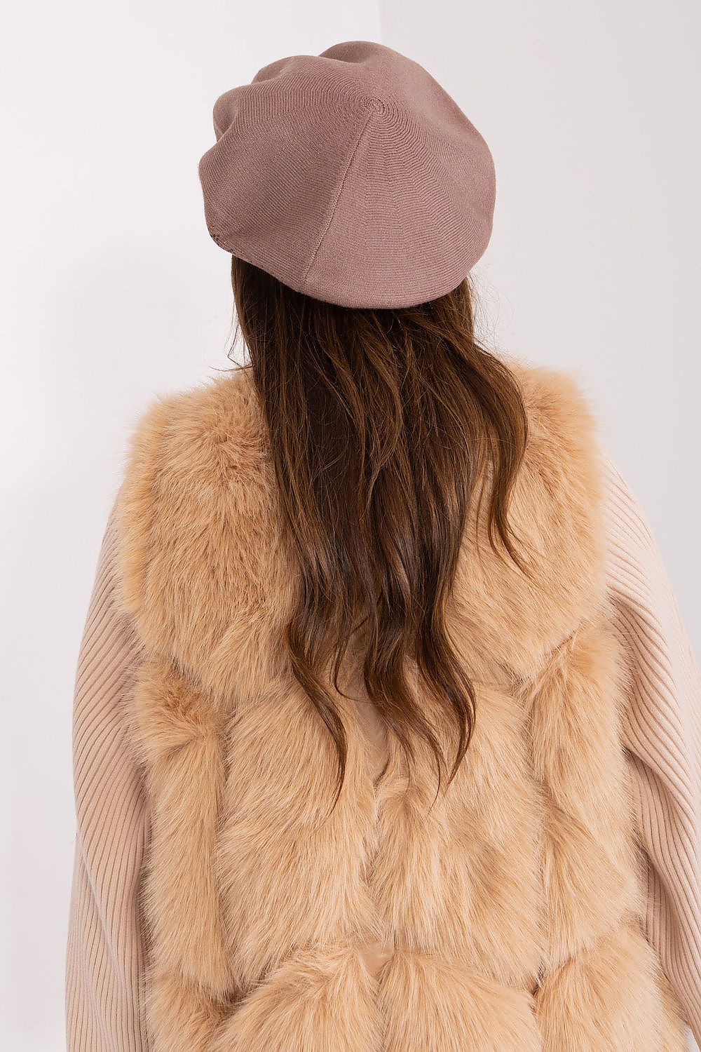 Elegant Shiny Beret Hat for Women – Soft Acrylic, Cotton & Cashmere Blend, Stylish Accessory