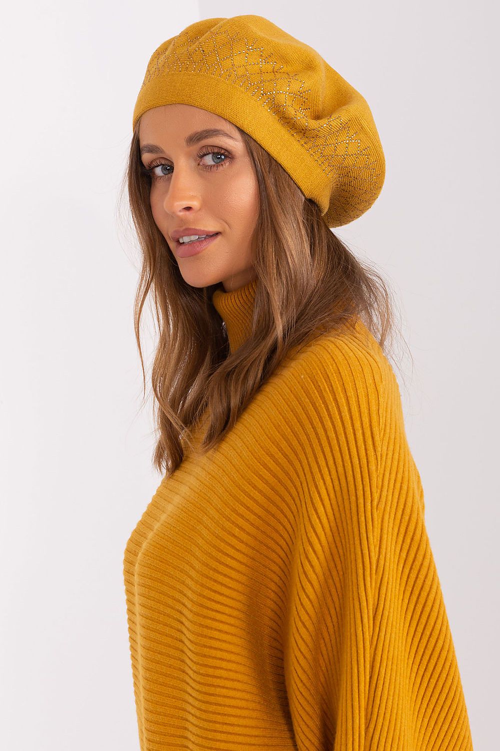 Elegant Shiny Beret Hat for Women – Soft Acrylic, Cotton & Cashmere Blend, Stylish Accessory