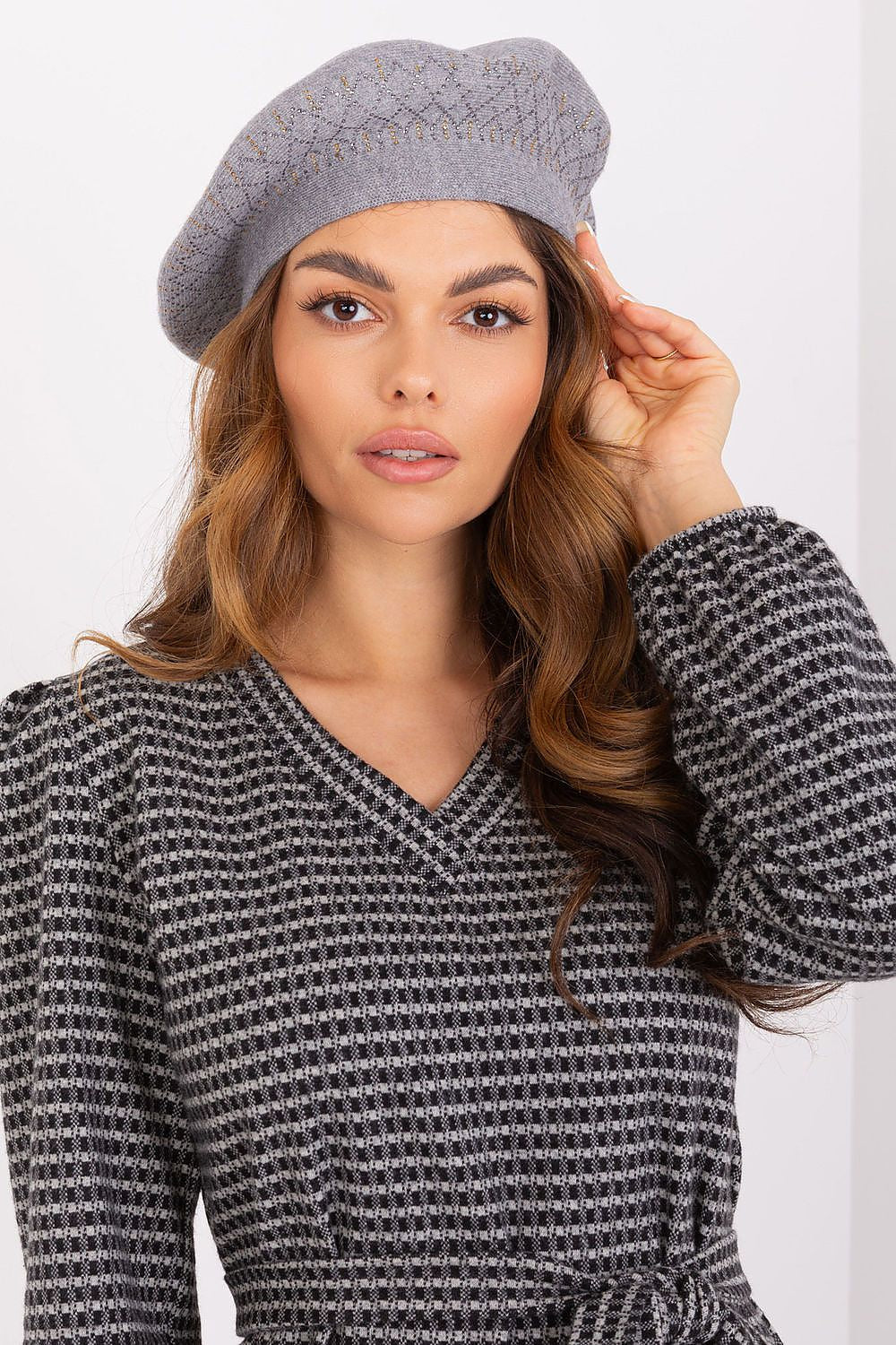 Elegant Shiny Beret Hat for Women – Soft Acrylic, Cotton & Cashmere Blend, Stylish Accessory