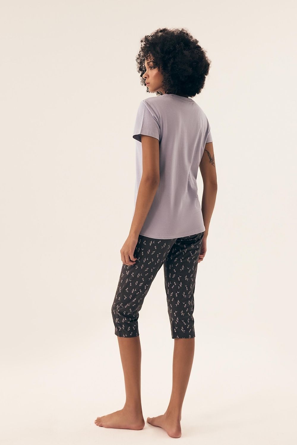 Luxurious Cotton Women's Pajamas Set | Sizes S, M, L, XL | Stylish Short-Sleeve Blouse & 3/4 Pants
