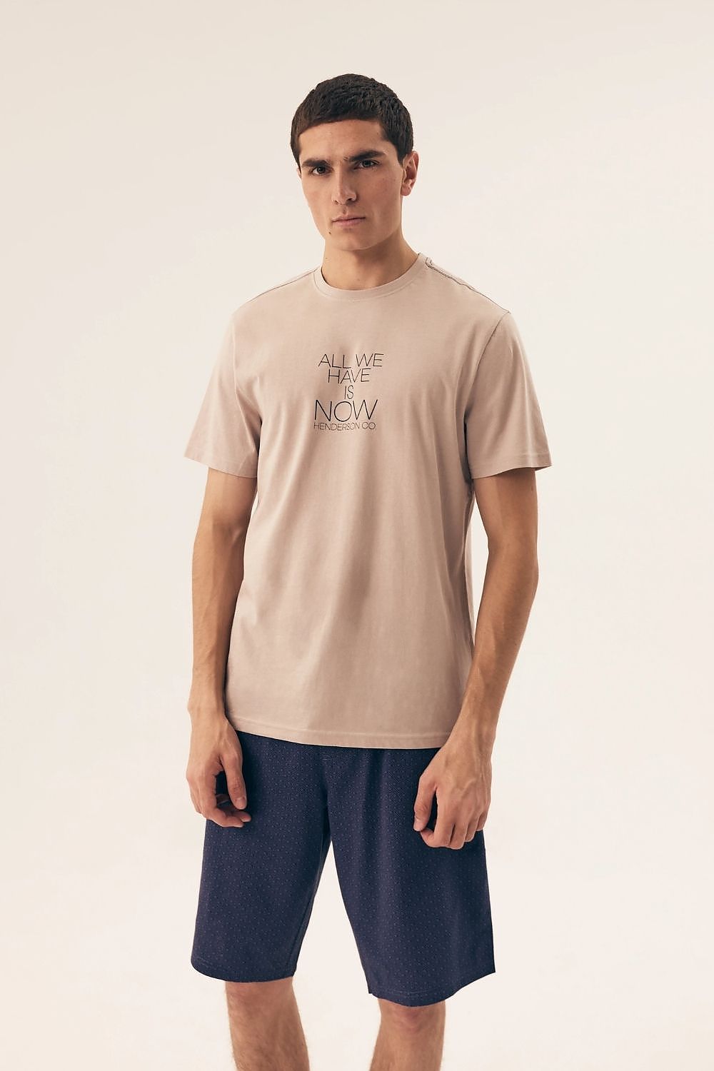 Luxury Henderson Men's Pajamas Set - Stylish Short-Sleeved Top & Minimalist Shorts, Sizes M-XXXL
