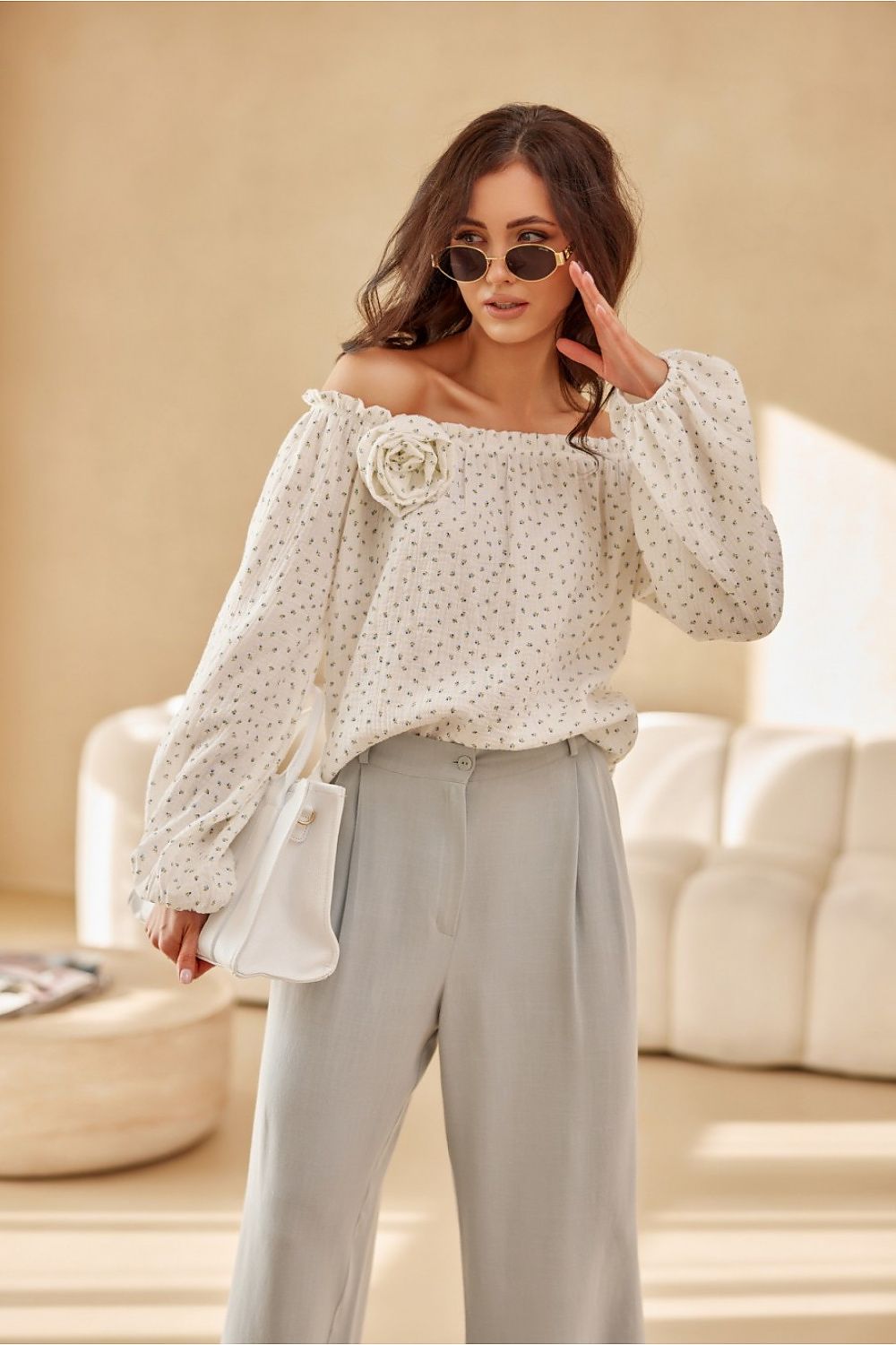 Elegant Roco Fashion Blouse with Adjustable Neckline & Puffy Sleeves, Sizes EU 36-40 | US 4-8