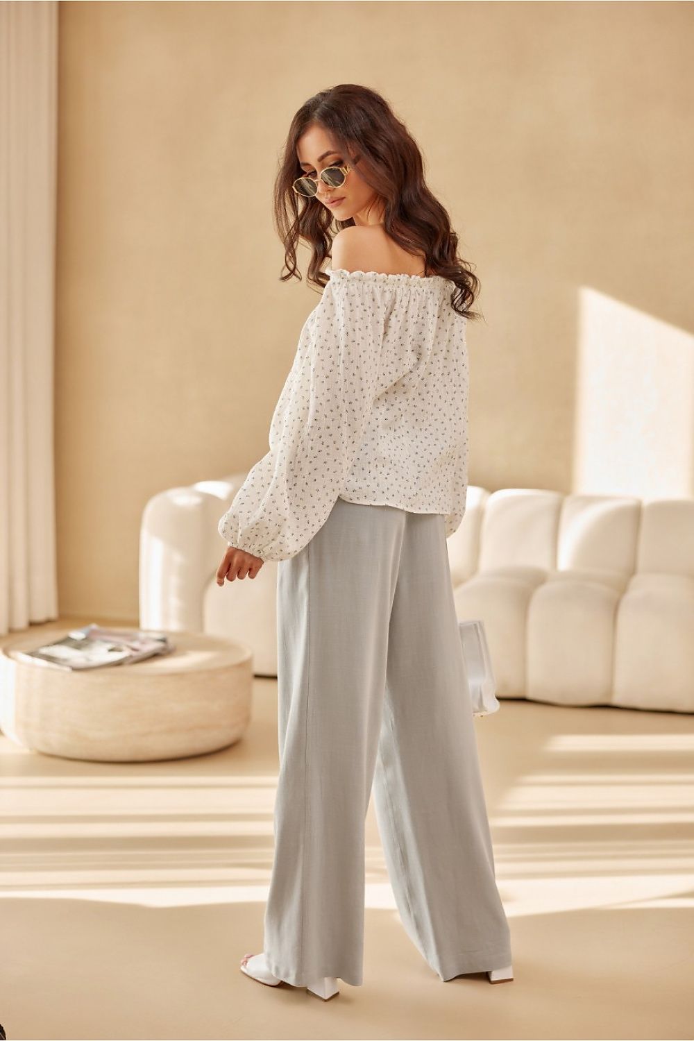 Elegant Roco Fashion Blouse with Adjustable Neckline & Puffy Sleeves, Sizes EU 36-40 | US 4-8