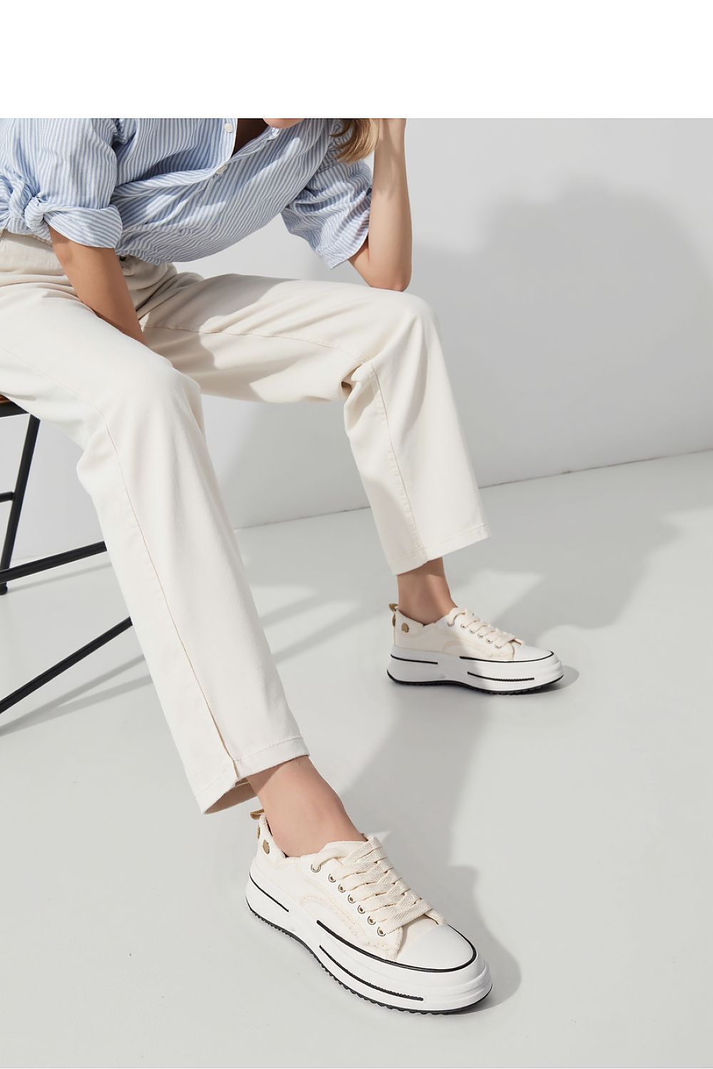 Inello ROGUE White Chunky Sneakers with Frayed Fabric - Trendy Streetwear Style, Sizes 36-41