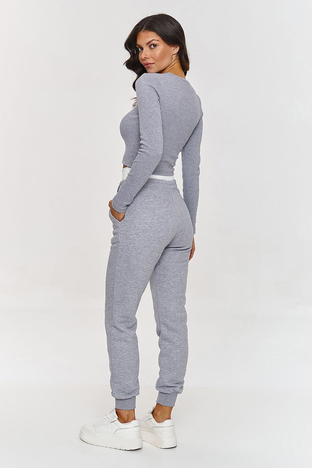 Stylish Makadamia Cotton Set for Sizes 36-38: Elegant Long Sleeve Shirt & Comfy Sweatpants