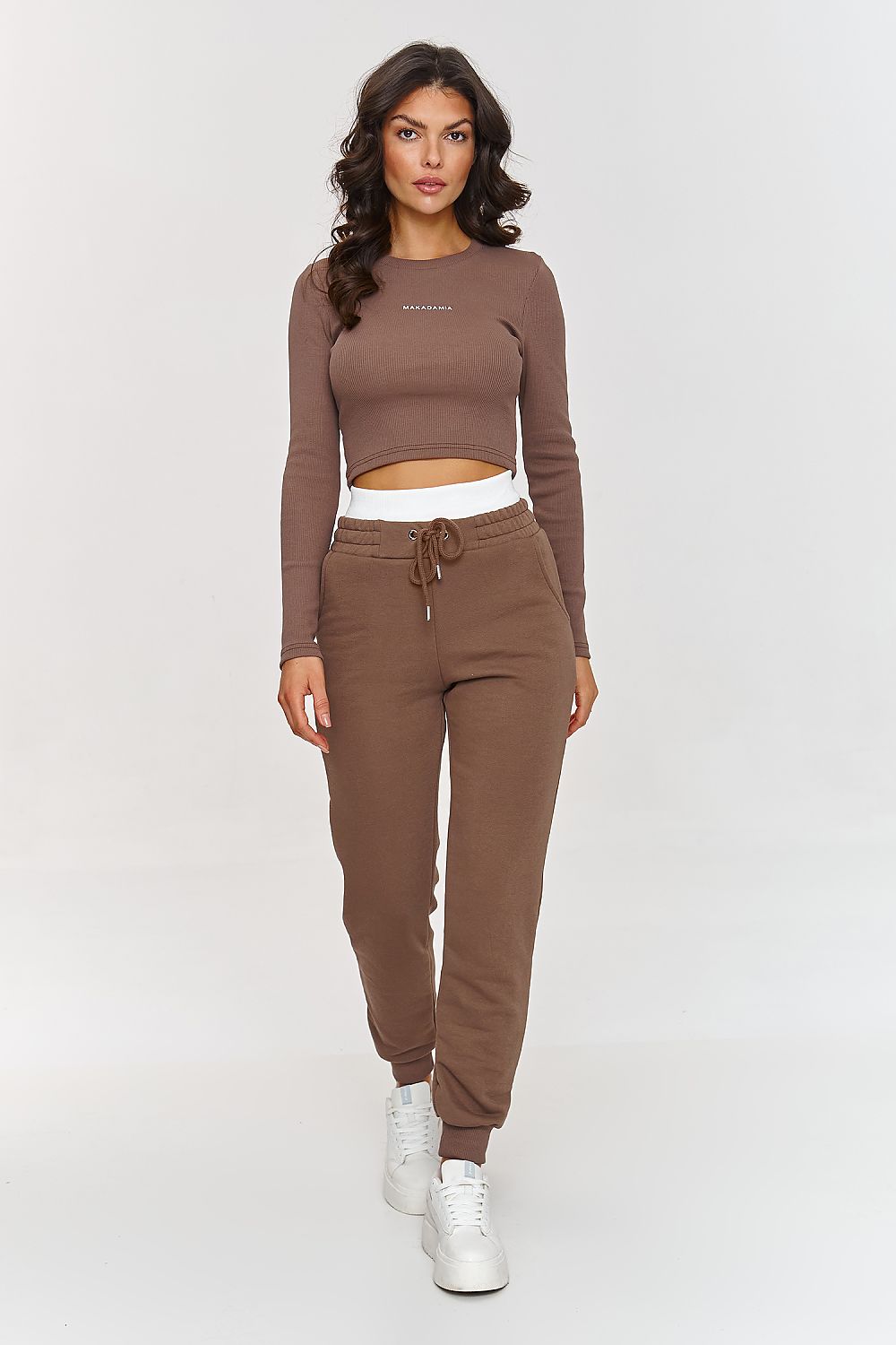 Stylish Makadamia Cotton Set for Sizes 36-38: Elegant Long Sleeve Shirt & Comfy Sweatpants
