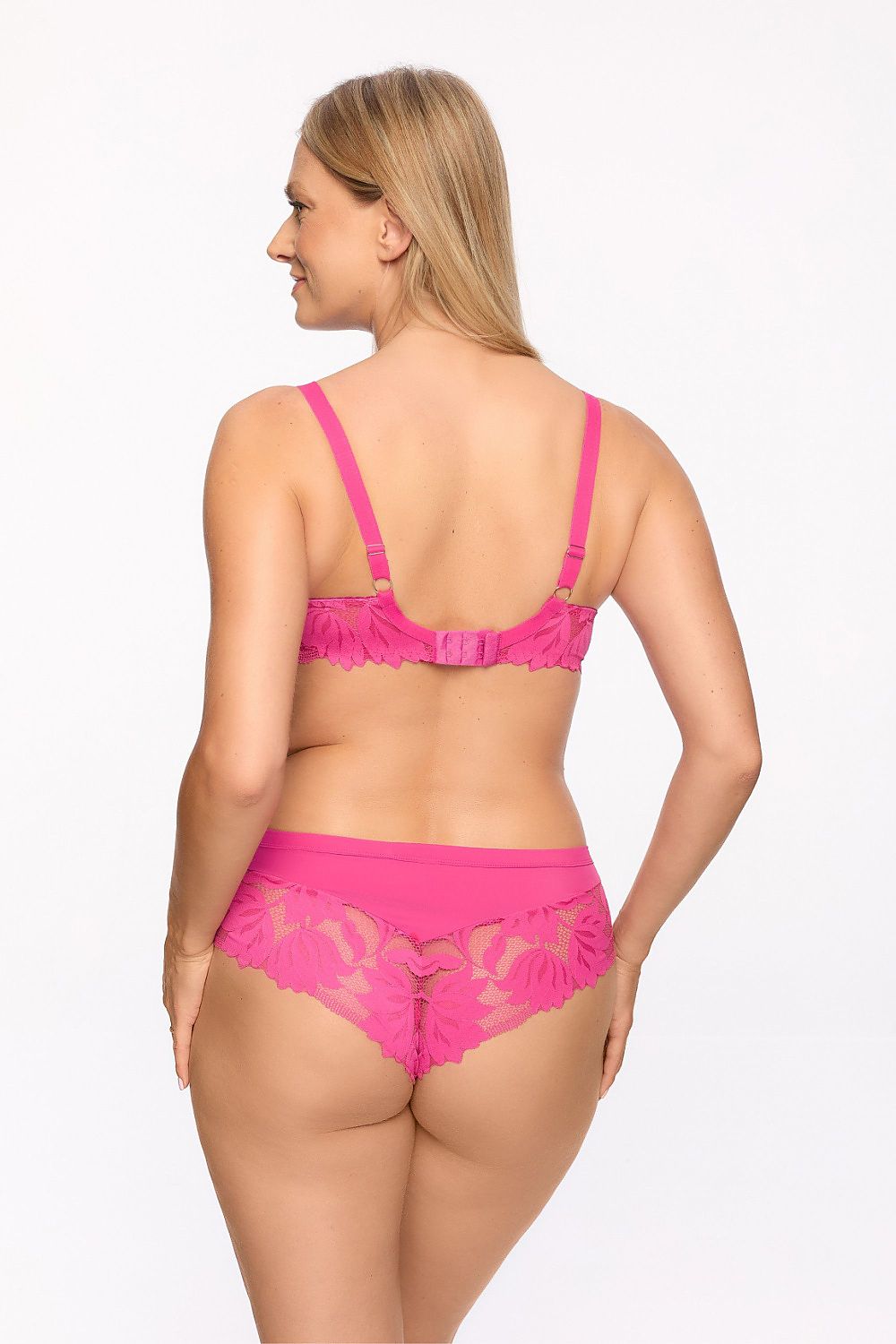 Gaia Sophisticated Beige Push-Up Bra with Lace and Tulle, Removable Inserts for Enhanced Support