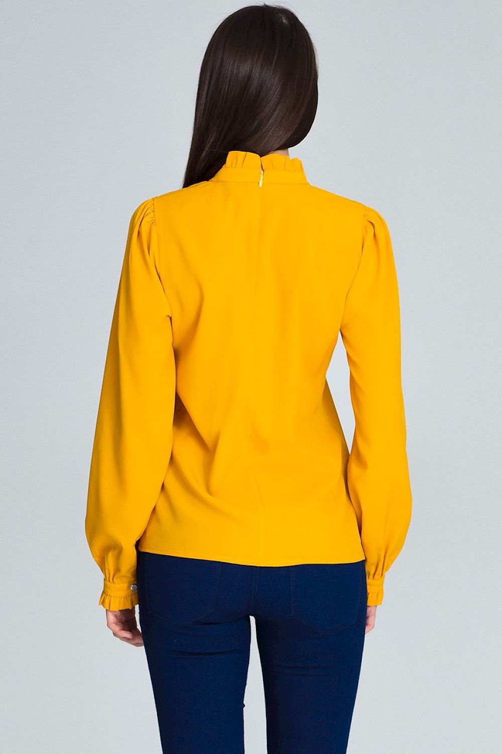 Elegant Figl Blouse with Pleated Long Sleeves and Frill Detail in Classic Modern Style