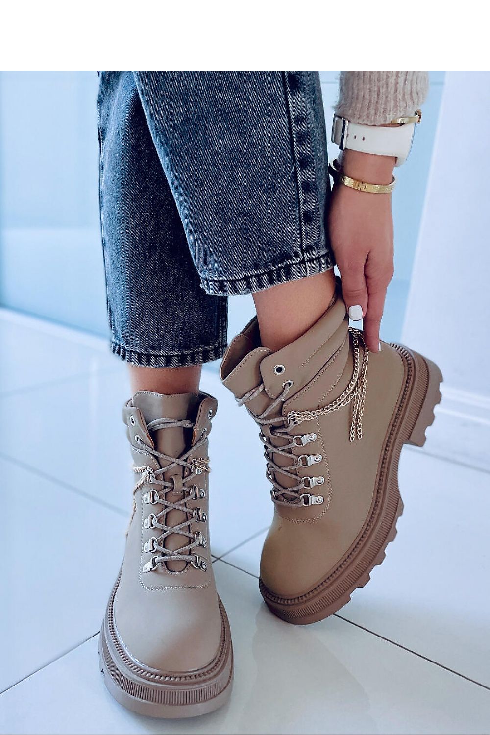 Inello Women's Lace-Up Trapper Boots with Chain Detail and Soft Fur Lining