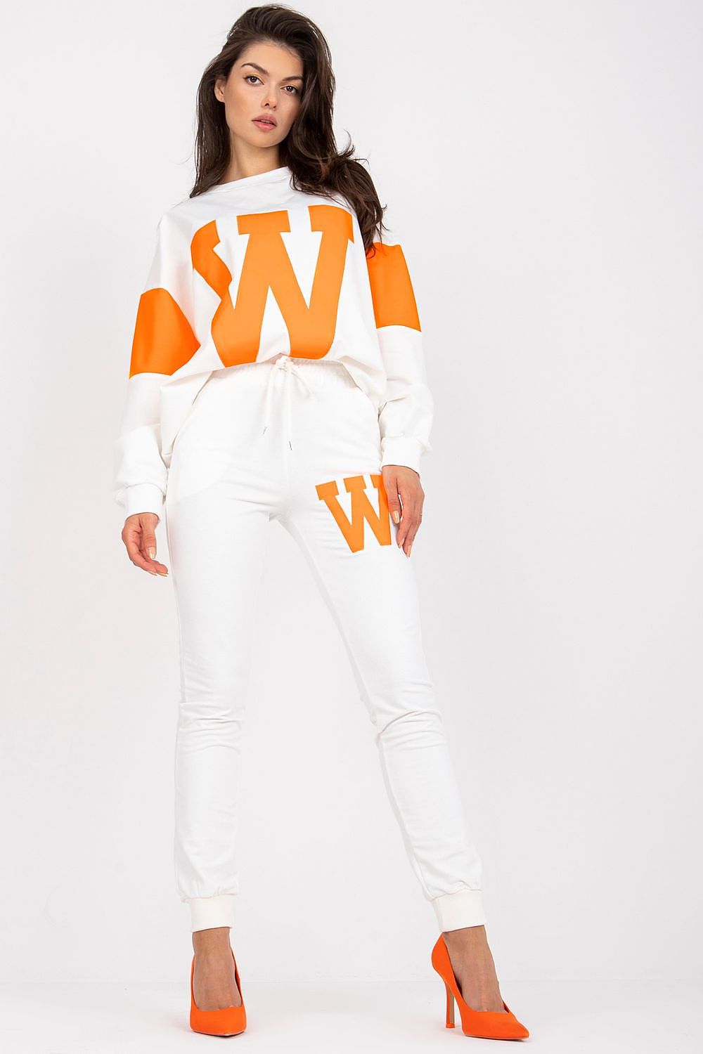Luxury Women's Tracksuit Set - Loose Cut Sweatshirt with Tailored Pants and Cotton-Spandex Blend