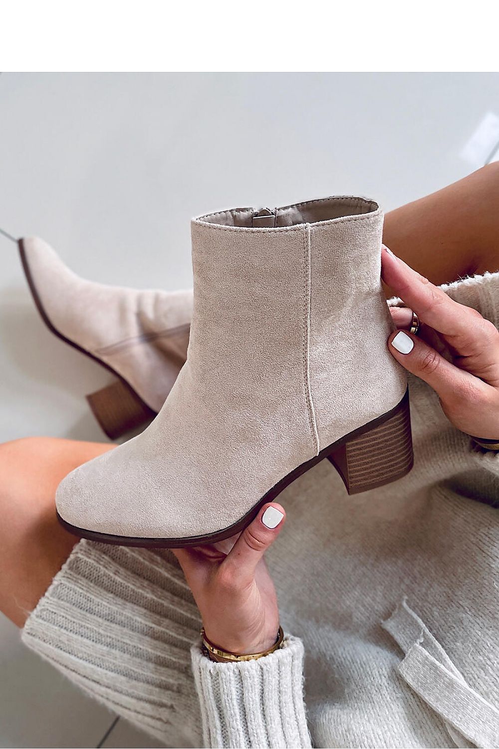 Inello Women's Classic Suede Heel Boots with Eco-Friendly Material & Warm Fur Lining