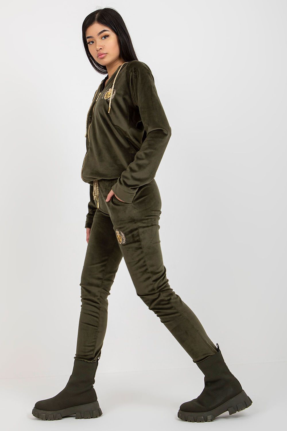 Ladies' Velour Sweatshirt And Pants Set With Embroidery - Hooded Long Sleeve And Tie-Waist Trousers